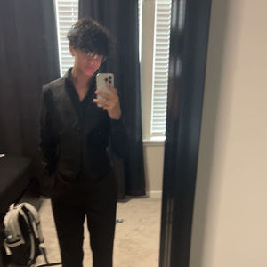 Meet your Posher, Aahil